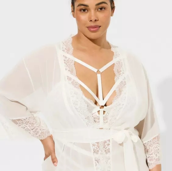 Torrid size 3/4 midi robe NWT - Picture 2 of 3